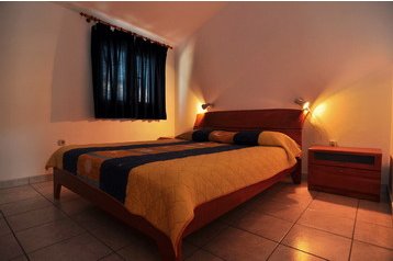 Hrvatska Privát Lastovo, Eksterijer